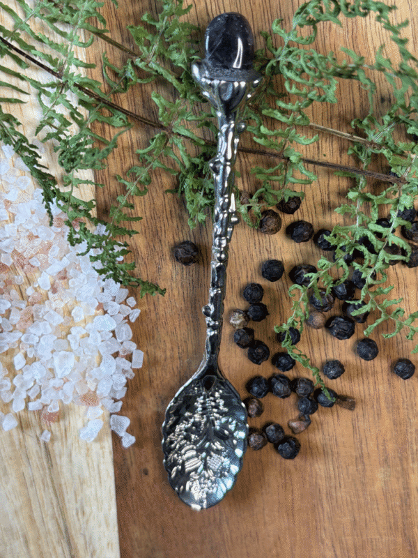 Silver ritual spoon with amethyst crystal – mystical spoon for herbs, teas, and altar rituals