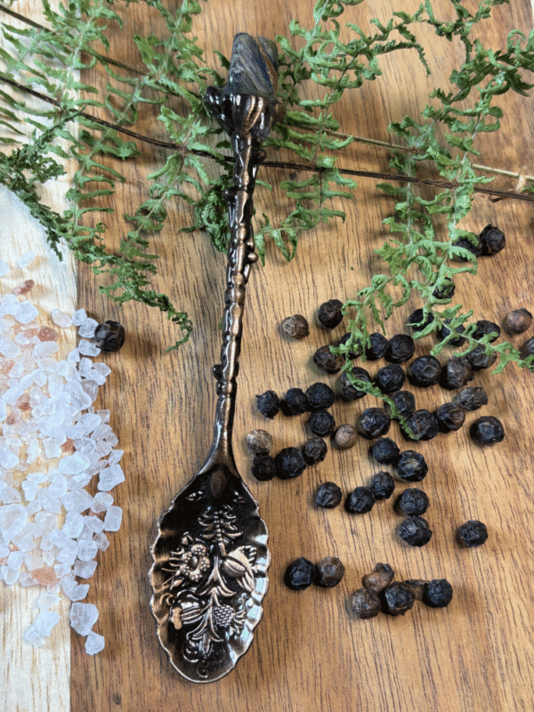 Bronze ritual spoon with labradorite crystal – mystical spoon for herbs, teas, and altar rituals